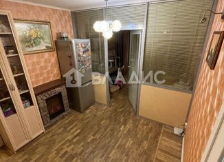 Продам 3-ком. квартиру, 54.6 м2, Санкт-Петербург, Школьная улица, 76, метро Старая Деревня