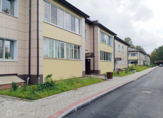 Продажа 3-ком. квартиры, 63.4 м2, городской посёлок Рощино, Железнодорожная улица, 54