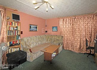 Продаю 5-комнатную квартиру, 93.2 м2, Калуга, улица Гагарина, 13, Ленинский округ