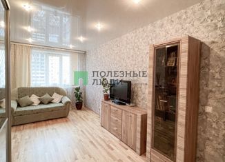 Продам 1-ком. квартиру, 36 м2, Ижевск, улица Холмогорова, 85, жилой район Север