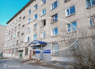 Продажа 1-комнатной квартиры, 30 м2, Соликамск, улица 20-летия Победы, 190