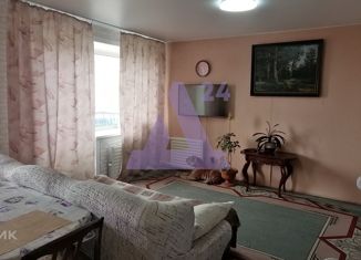 Продажа трехкомнатной квартиры, 77.2 м2, Новоалтайск, 7-й микрорайон, 19