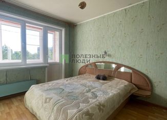 Продается 3-комнатная квартира, 61 м2, Кировская область, проспект Строителей, 50