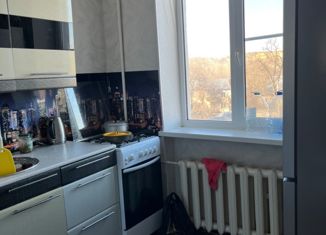 Продается 2-комнатная квартира, 50 м2, Белая Калитва, улица Дзержинского, 15