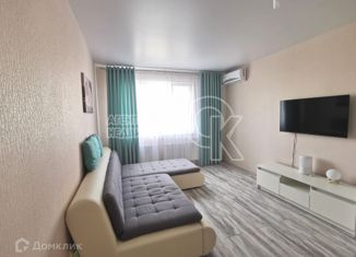 Двухкомнатная квартира на продажу, 68 м2, деревня Куюки, ЖК Светлый, 3-й квартал, 10