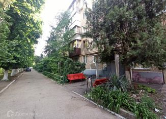 Продается трехкомнатная квартира, 59.1 м2, Краснодар, улица Гагарина, 87