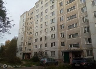 2-комнатная квартира на продажу, 53 м2, Рославль, 15-й микрорайон, 32