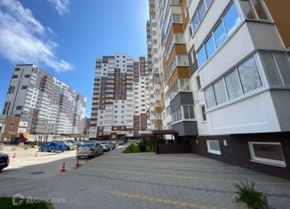 Продаю двухкомнатную квартиру, 65.63 м2, Новороссийск, улица Алексея Матвейкина, 4, ЖК Уютный