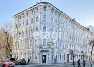 Трехкомнатная квартира на продажу, 74 м2, Санкт-Петербург, Чкаловский проспект, 9/13