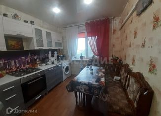 Продается трехкомнатная квартира, 66 м2, Каменск-Шахтинский, Советская улица, 42