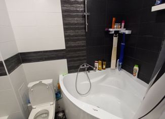 Трехкомнатная квартира на продажу, 57.7 м2, Нижний Новгород, улица Голубева, 1, улица Голубева