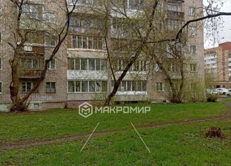 Продажа 3-ком. квартиры, 64 м2, Киров, улица Воровского, 89А