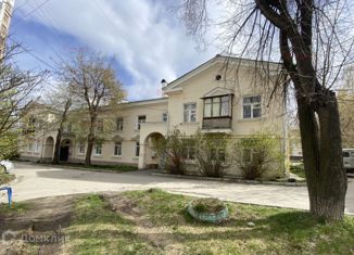 Двухкомнатная квартира на продажу, 62 м2, Свердловская область, улица Черняховского, 41
