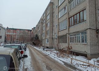 Продаю 2-комнатную квартиру, 53.1 м2, Казань, улица Масгута Латыпова, 36, Вахитовский район