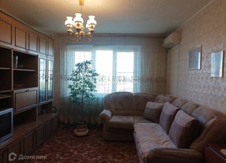 Трехкомнатная квартира на продажу, 64.5 м2, Волгоградская область, улица 8-й Воздушной Армии, 40