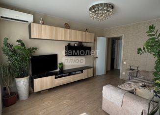 Продам 2-ком. квартиру, 51 м2, Новомосковск, улица Генерала Белова, 8
