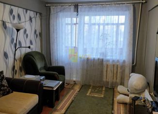 Продаю 3-комнатную квартиру, 60 м2, Омская область, Заозёрная улица, 3А