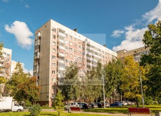 Продажа трехкомнатной квартиры, 56 м2, Санкт-Петербург, улица Чудновского, 8к2, метро Проспект Большевиков