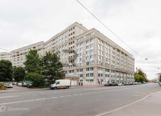 1-комнатная квартира на продажу, 56 м2, Санкт-Петербург, Новгородская улица, 23, муниципальный округ Смольнинское