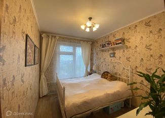 Продаю 2-ком. квартиру, 57 м2, Москва, улица Удальцова, 3к13, улица Удальцова