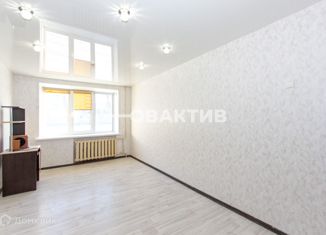 Продам двухкомнатную квартиру, 46 м2, Новосибирск, улица Филатова, 12, улица Филатова