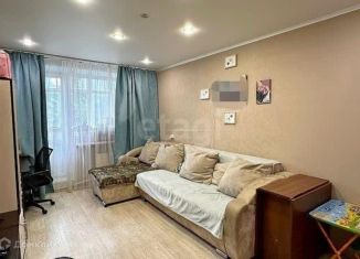 Продам 2-комнатную квартиру, 51 м2, Тюмень, улица Воровского, 33