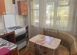 Продается 2-комнатная квартира, 35 м2, Прохладный, улица Свободы, 93