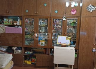 Продаю комнату, 22 м2, Екатеринбург, улица Титова, 27А, улица Титова