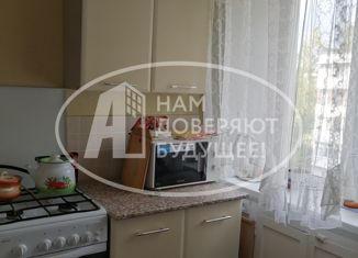 Продается 1-комнатная квартира, 30.5 м2, Лысьва, улица Кузьмина, 24