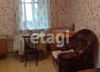 Продажа двухкомнатной квартиры, 43.2 м2, Топки, улица Революции, 23