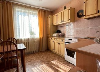 Продам 3-комнатную квартиру, 65.3 м2, Иркутская область, микрорайон Строителей, 8