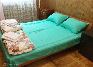 Сдается в аренду комната, 40 м2, Крым, переулок Батурина, 4