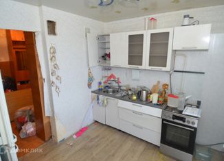 Продается 2-комнатная квартира, 53.1 м2, Кольчугино, улица Веденеева, 8