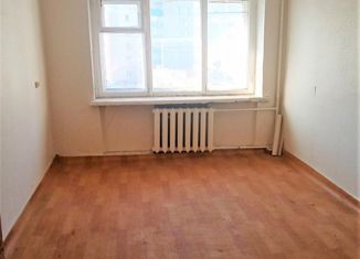 Продаю комнату, 14 м2, Киров, улица Олега Кошевого, 2