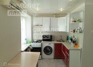 Продам 3-ком. квартиру, 48.2 м2, Ставрополь, улица Доваторцев, 33, микрорайон № 30