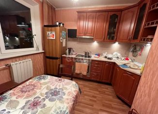 Продам двухкомнатную квартиру, 52.5 м2, Москва, улица Генерала Кузнецова, 27к1, улица Генерала Кузнецова
