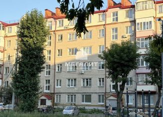 Продается двухкомнатная квартира, 43.1 м2, Татарстан, улица Гагарина, 12