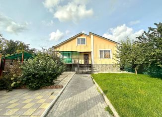 Продаю дом, 201 м2, поселок Власть Труда, Школьная улица