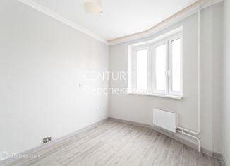 Продаю однокомнатную квартиру, 40 м2, Москва, улица Лавриненко, 11к1, улица Лавриненко