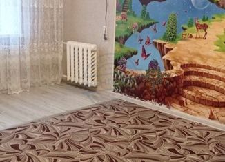 Продам 4-ком. квартиру, 65 м2, Волгоград, улица Гороховцев, 4, Тракторозаводский район