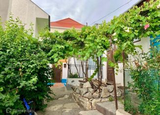 Продажа 1-ком. квартиры, 45 м2, Алупка, Нагорная улица, 19