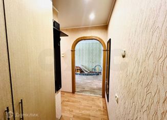 Продам 2-комнатную квартиру, 44.4 м2, Смоленск, проспект Строителей, 20, Промышленный район