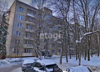 Продается 2-комнатная квартира, 47.7 м2, Москва, Ломоносовский проспект, 33к2, метро Ломоносовский проспект
