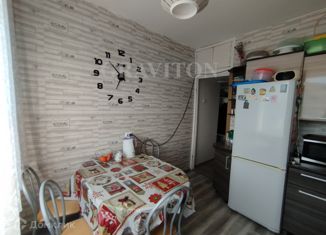 Продается трехкомнатная квартира, 61.5 м2, Горно-Алтайск, Коммунистический проспект, 90