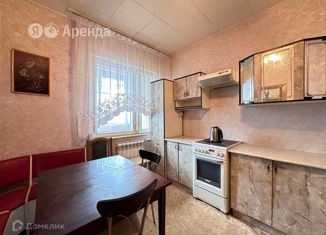 Сдам в аренду трехкомнатную квартиру, 75 м2, Москва, микрорайон Северное Чертаново, 2к206