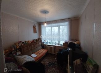 Продается двухкомнатная квартира, 30 м2, Осинники, улица 50 лет Рудника, 8