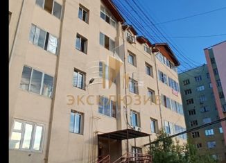 Продажа 2-ком. квартиры, 68 м2, Якутск, улица Стадухина, 83/3, Центральный округ