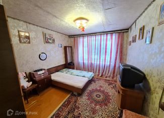 2-ком. квартира на продажу, 49.6 м2, деревня Кременки, Молодёжная улица, 5