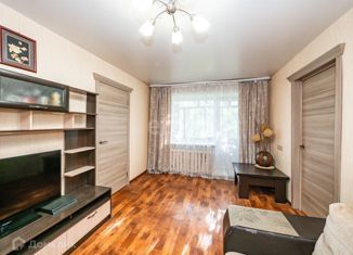 Продам 2-комнатную квартиру, 45.2 м2, Новосибирск, Танковая улица, 41/1, Танковая улица