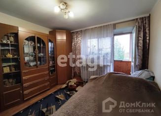 Продается 2-ком. квартира, 50 м2, поселок Песочное, улица Лермонтова, 1А